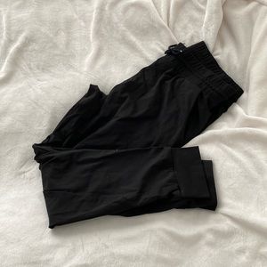 BYLT jogger - Black - L